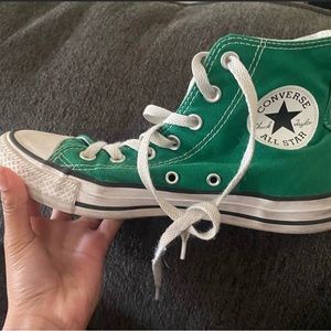Green converse - Womens 7/ Mens 5